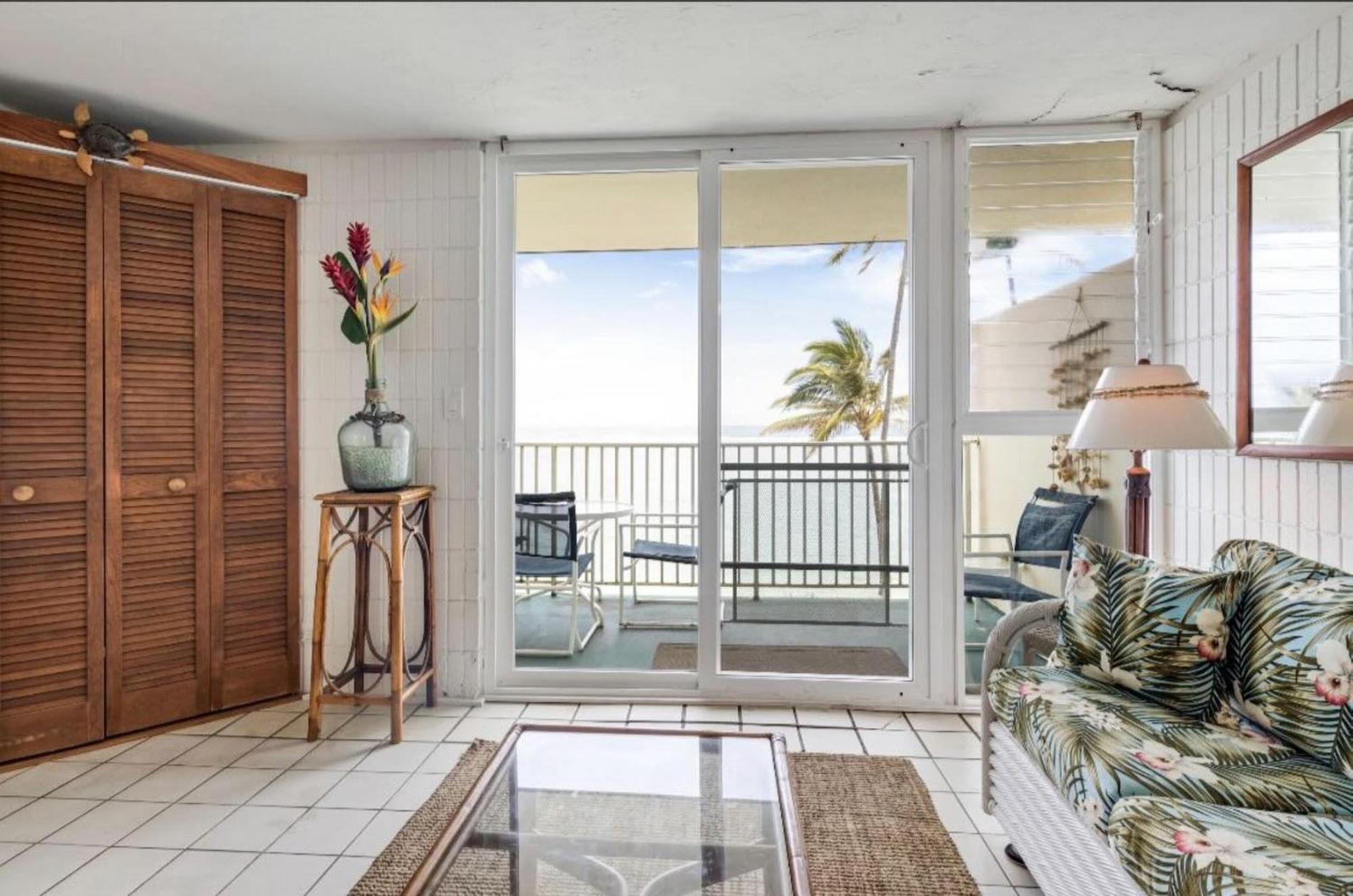 Stunning Ocean Views Condos In Oahu At Punaluu Hau'ula Exterior foto